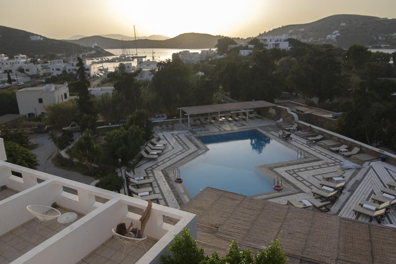 Armadoros Hotel / Ios Backpackers Екстер'єр фото